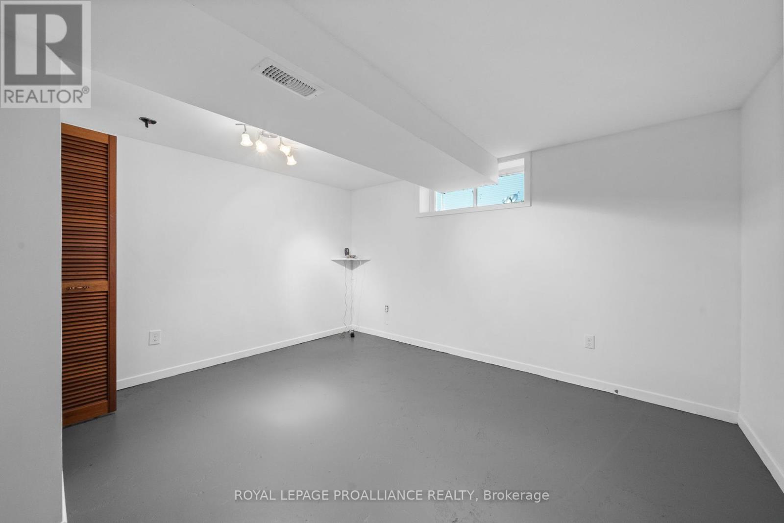 338 County Road 28, Prince Edward County, Ontario  K8N 4Z7 - Photo 34 - X12374643