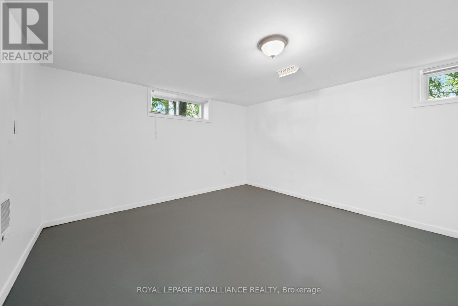 338 County Road 28, Prince Edward County, Ontario  K8N 4Z7 - Photo 36 - X12374643