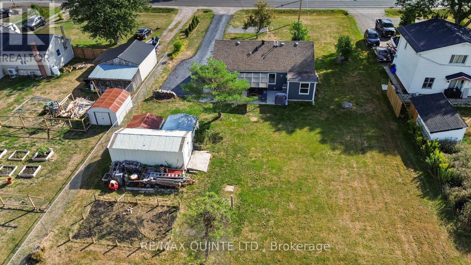 69 Ashley Street, Belleville, Ontario  K0K 2B0 - Photo 45 - X12375058