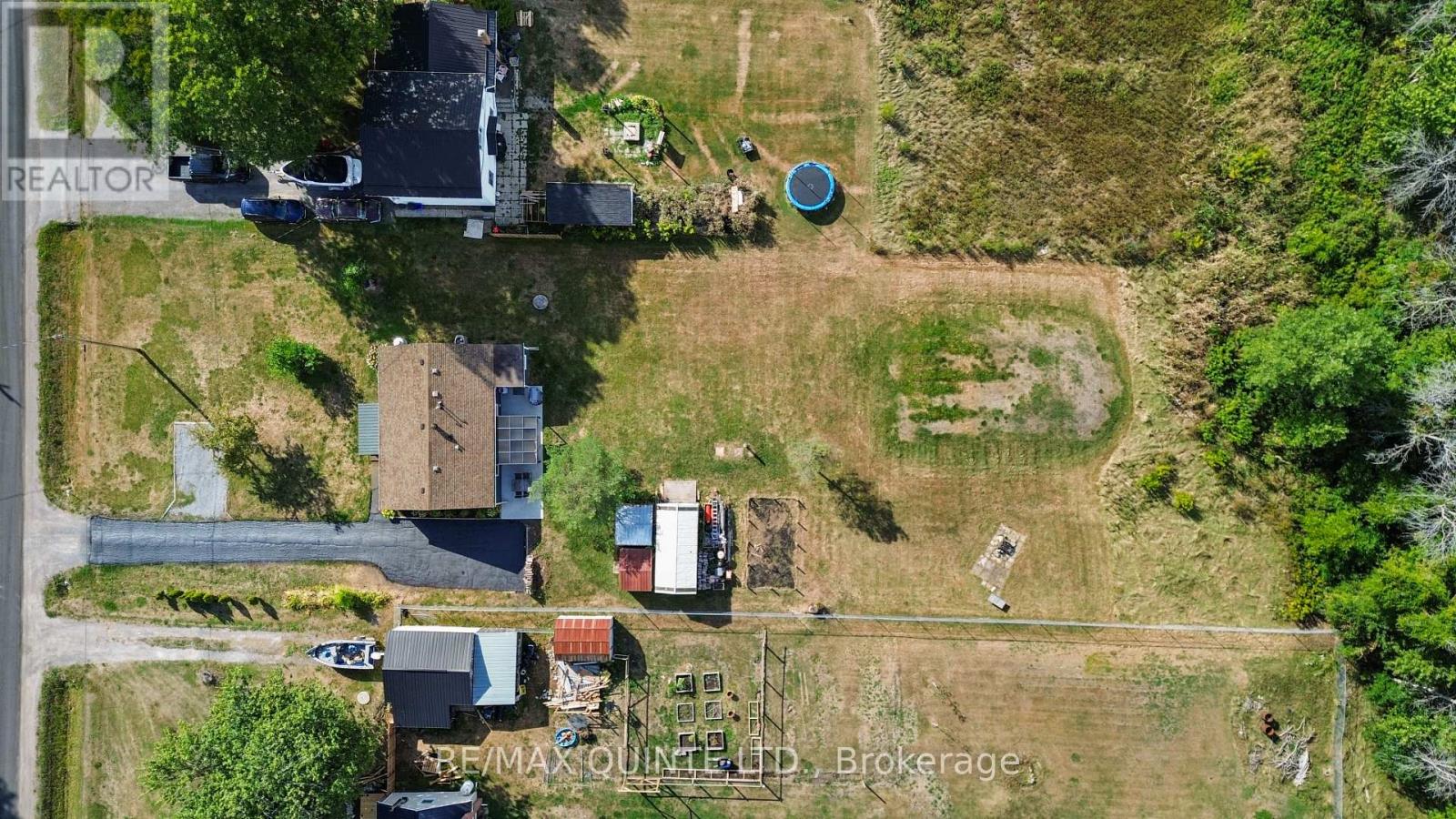 69 Ashley Street, Belleville, Ontario  K0K 2B0 - Photo 49 - X12375058