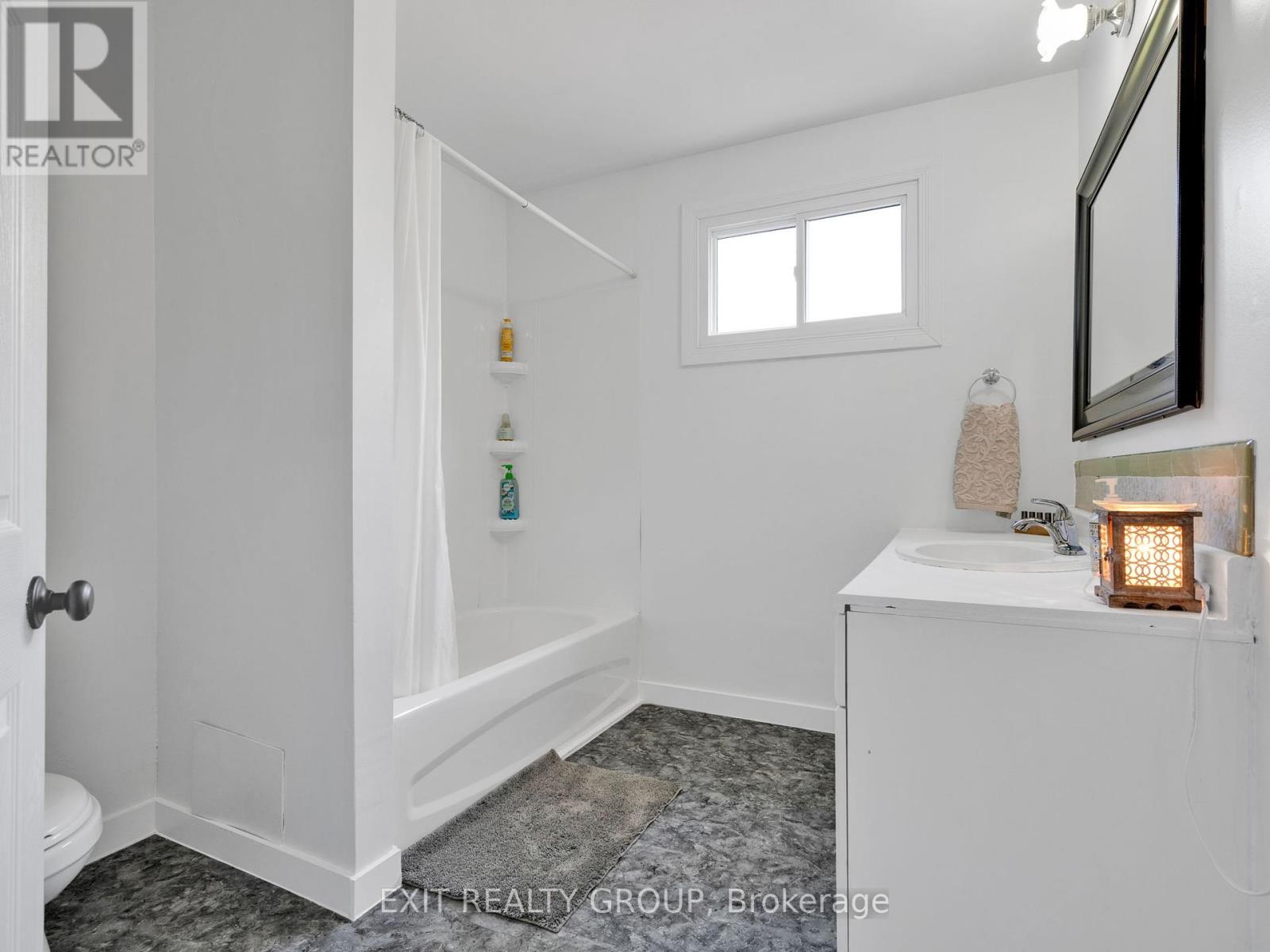 109 Prince Edward Street, Brighton, Ontario  K0K 1H0 - Photo 24 - X12375285