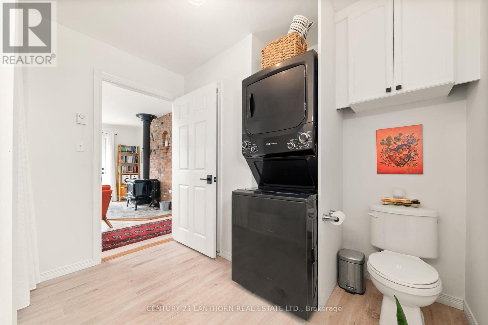80 Prinyers Cove Crescent, Prince Edward County, Ontario  K0K 2T0 - Photo 23 - X12375902