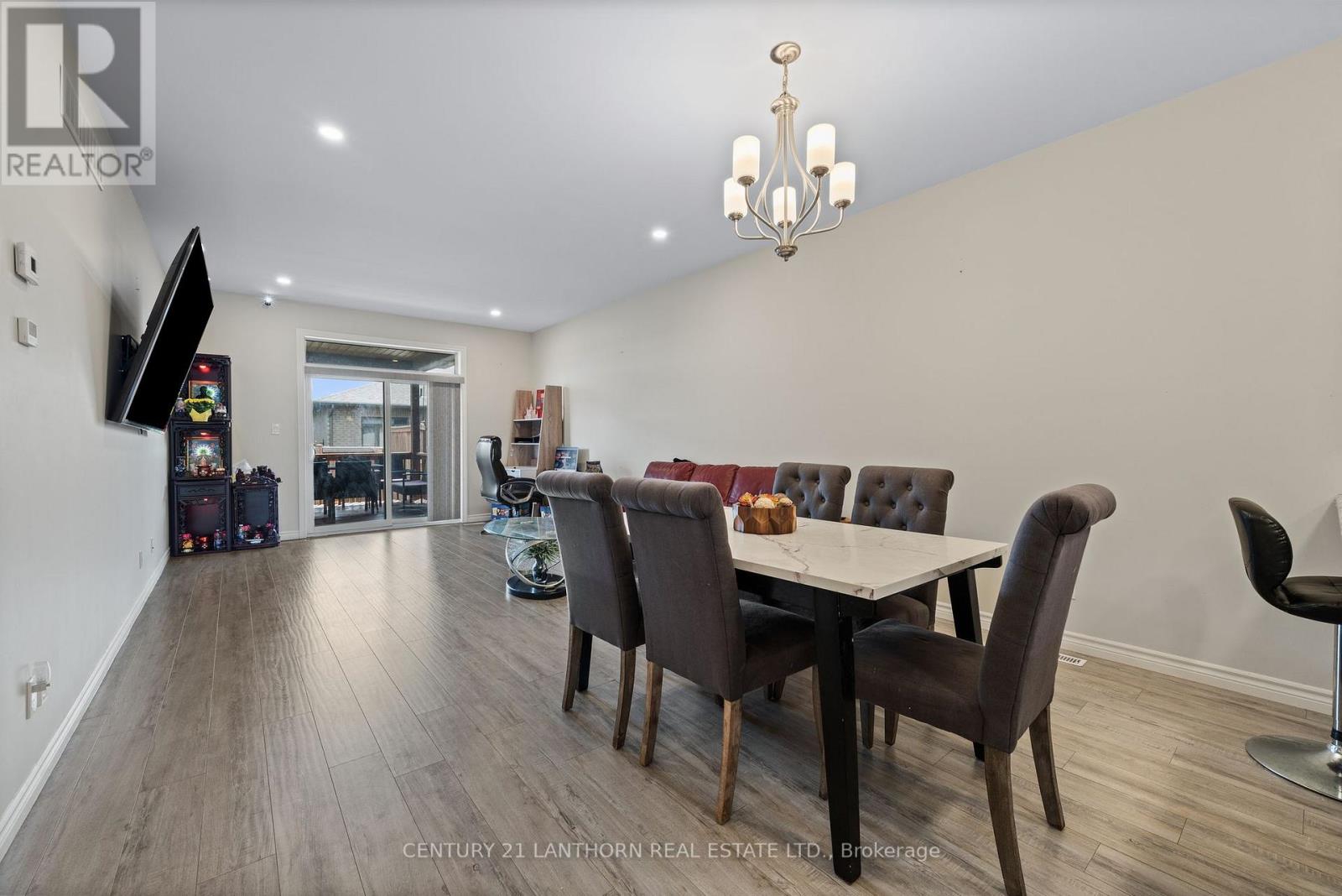 90 Covington Crescent, Belleville, Ontario  K8N 0L1 - Photo 10 - X12376252