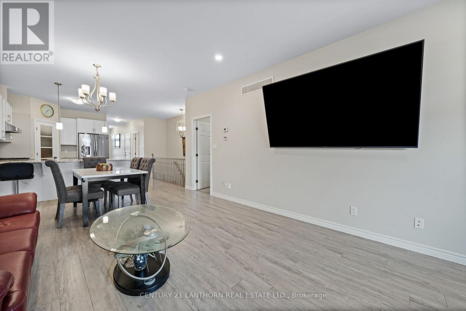 90 Covington Crescent, Belleville, Ontario  K8N 0L1 - Photo 11 - X12376252