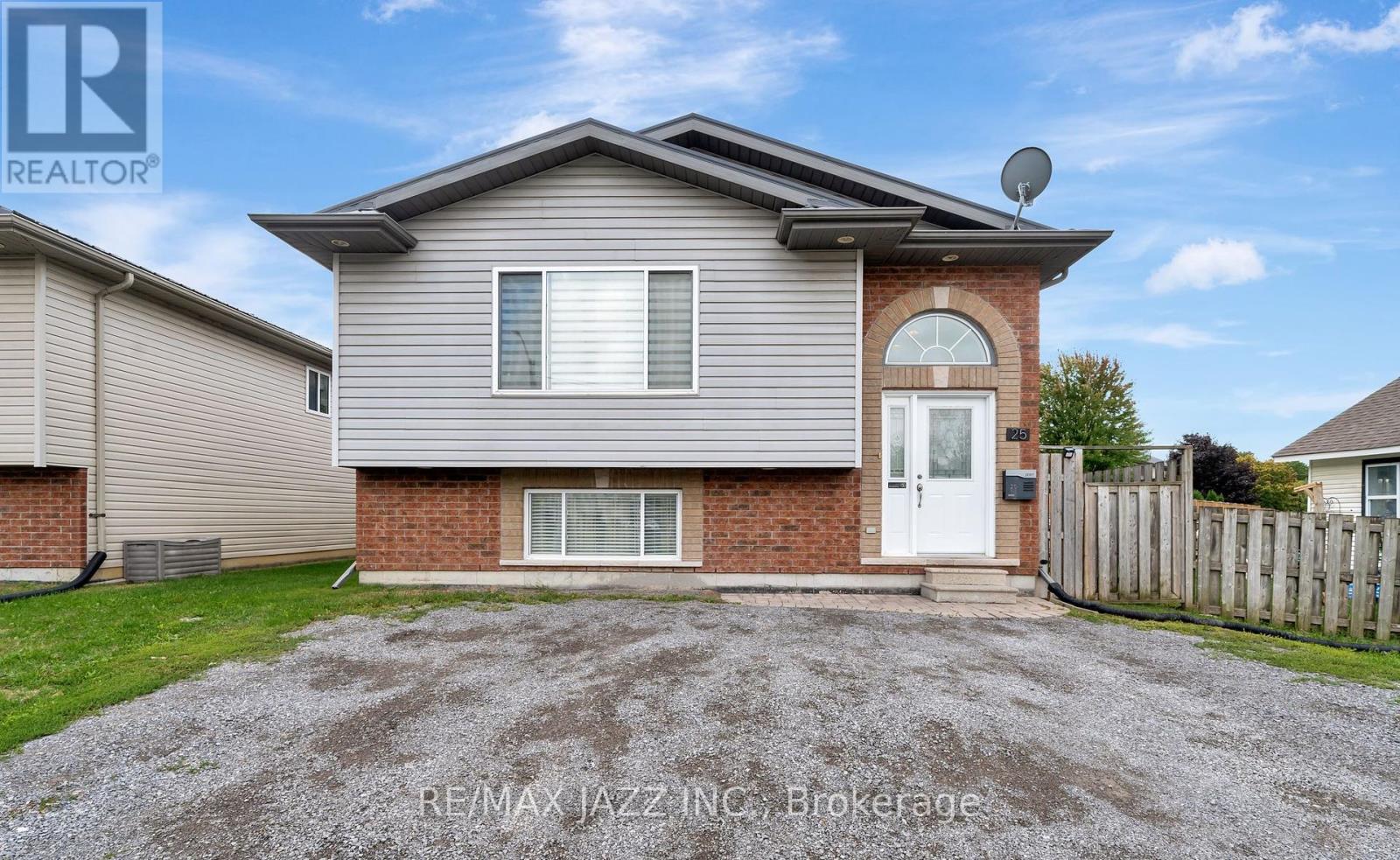 25 EMILY STREET, Belleville, Ontario