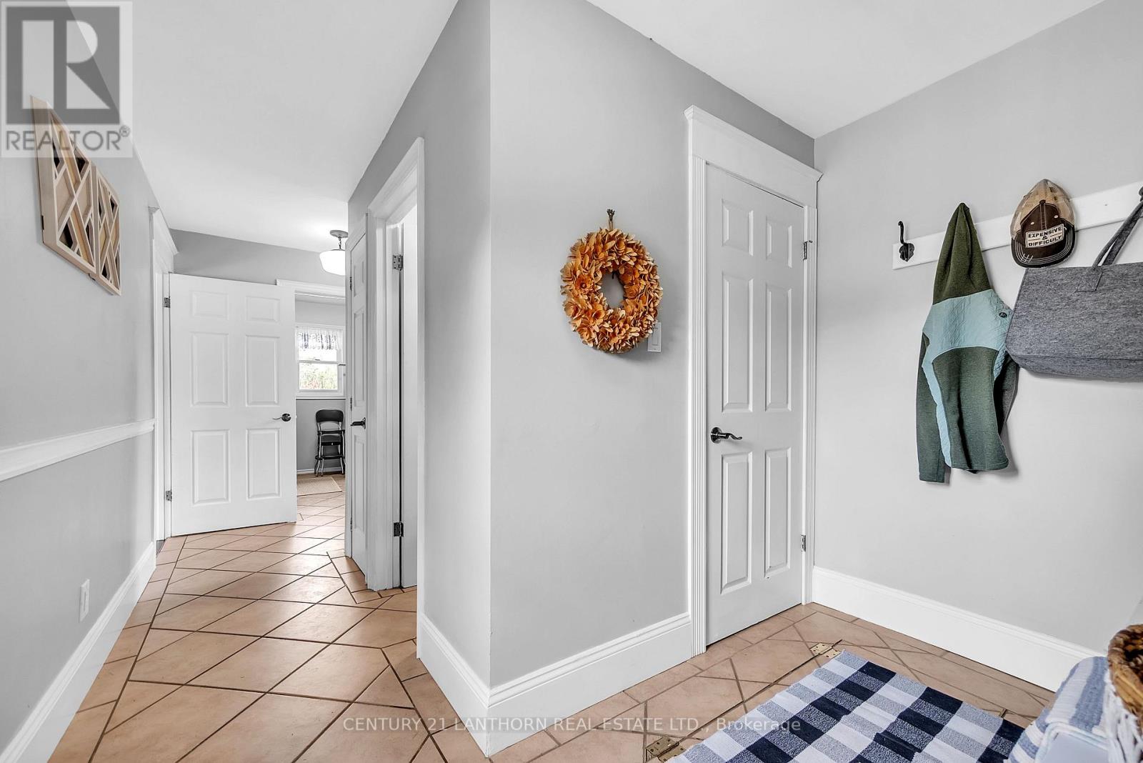 66 O'neill Drive, Belleville, Ontario  K8N 4Z4 - Photo 37 - X12377049