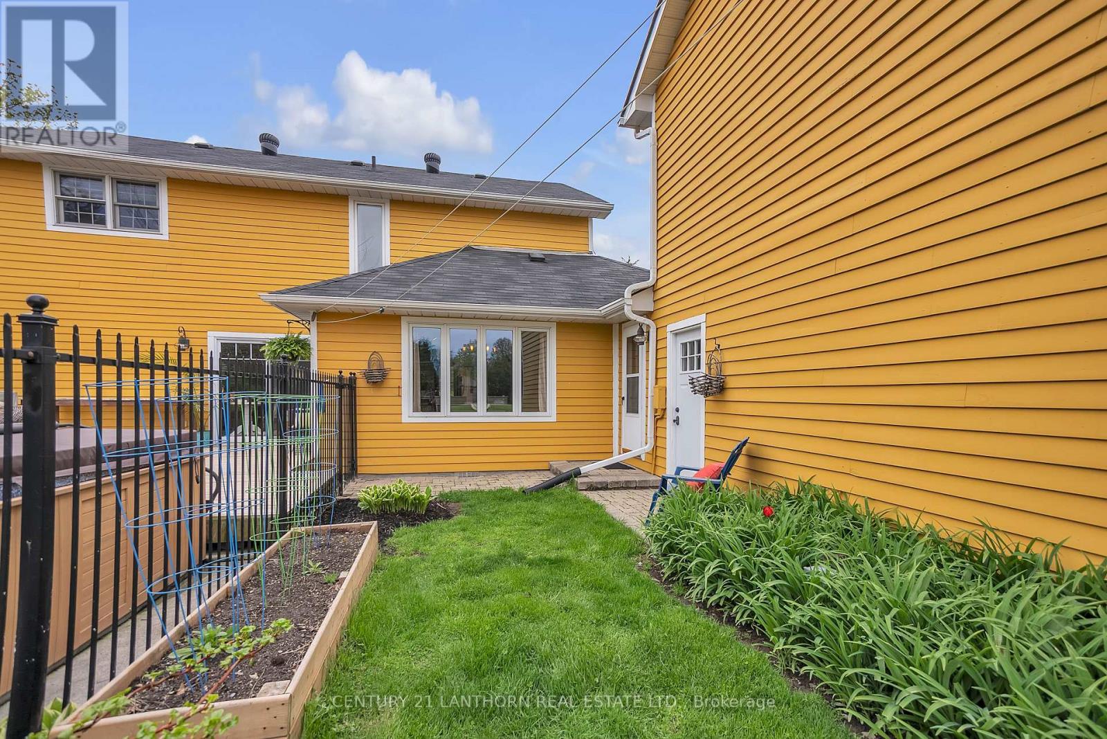 66 O'neill Drive, Belleville, Ontario  K8N 4Z4 - Photo 40 - X12377049