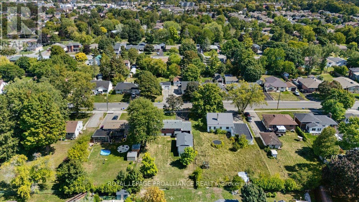 106 Lemoine Street, Belleville, Ontario  K8P 4H1 - Photo 31 - X12377388