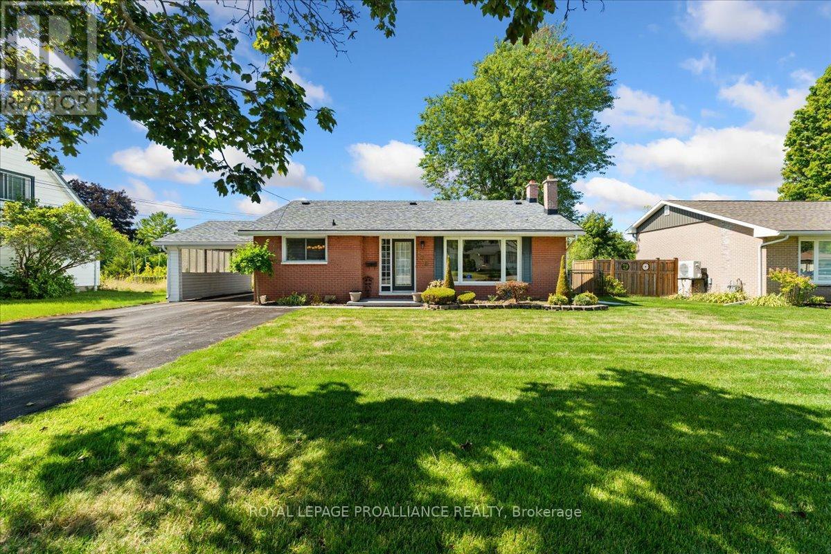 106 Lemoine Street, Belleville, Ontario  K8P 4H1 - Photo 32 - X12377388