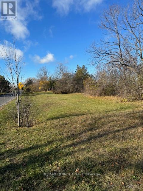 5083 Long Point Road, Prince Edward County, Ontario  K0K 2T0 - Photo 10 - X12377547