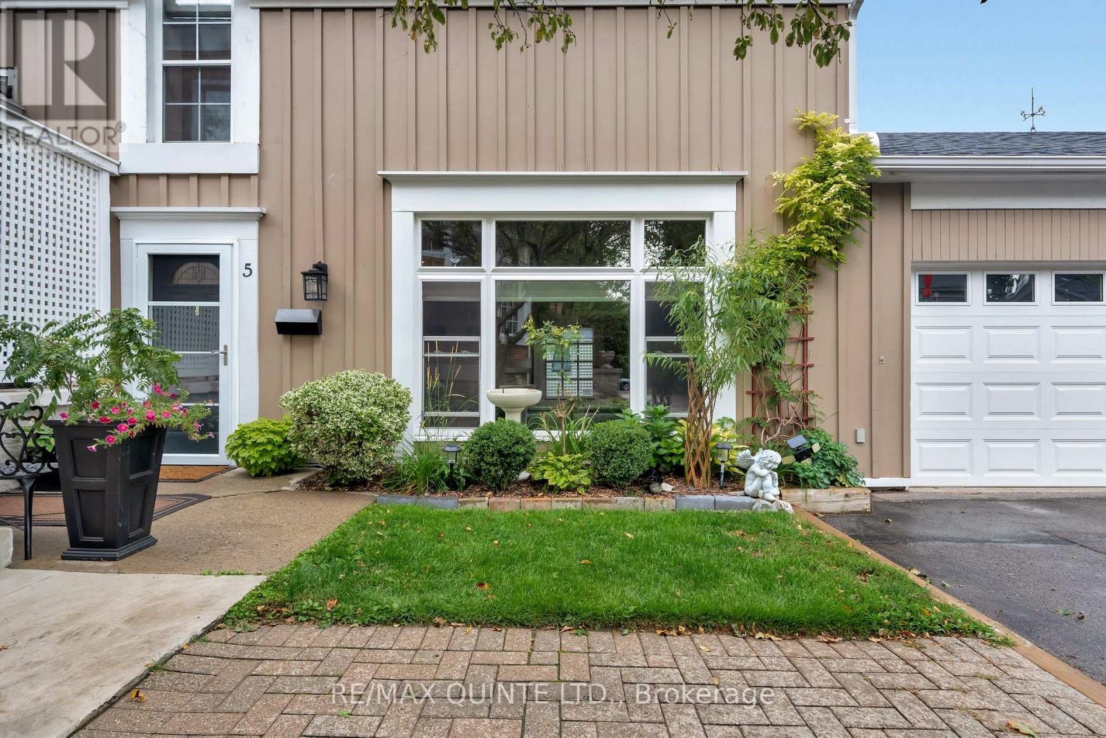 5 - 99 Bridge Street E, Belleville, Ontario  K8N 1M2 - Photo 10 - X12378702