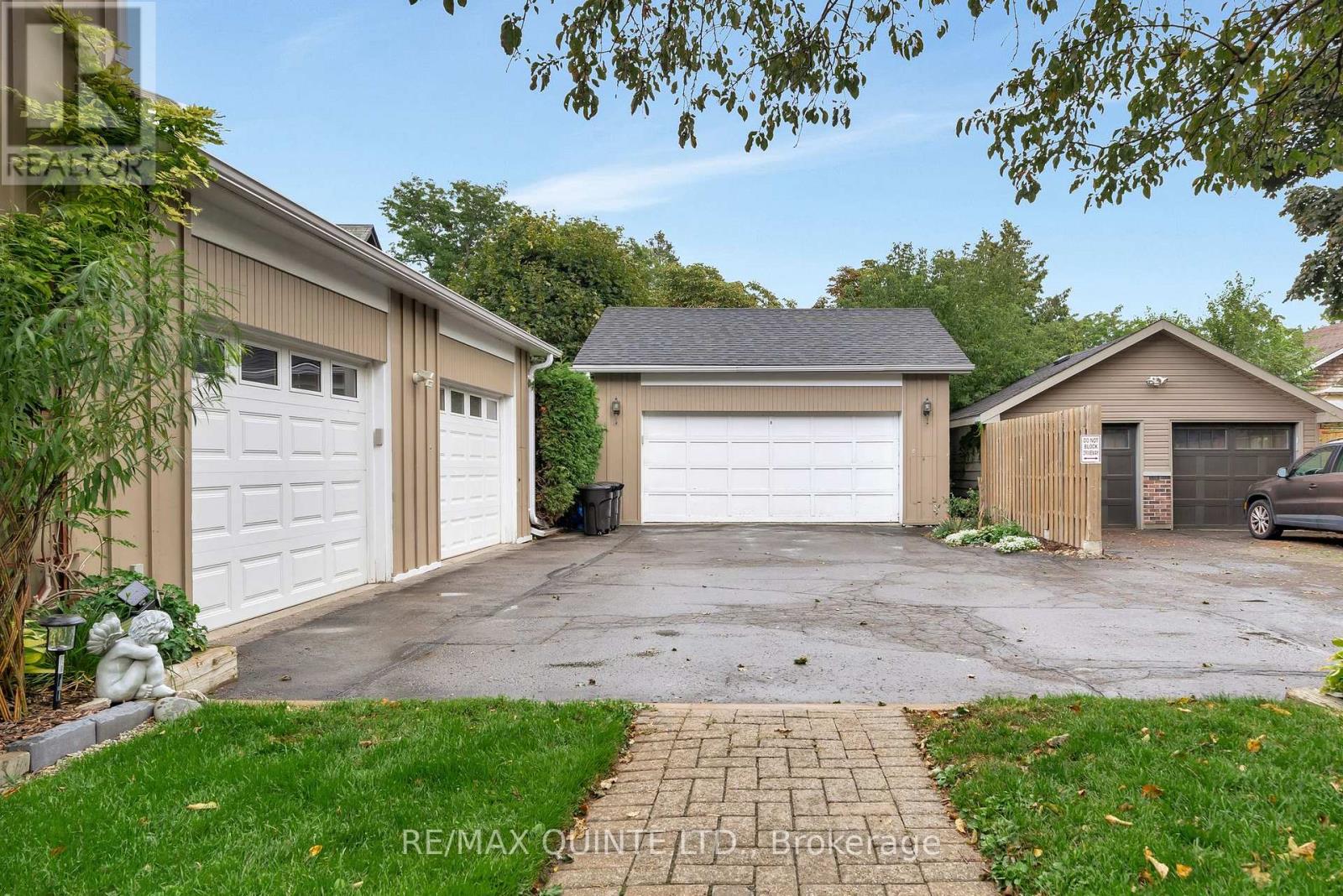 5 - 99 Bridge Street E, Belleville, Ontario  K8N 1M2 - Photo 8 - X12378702