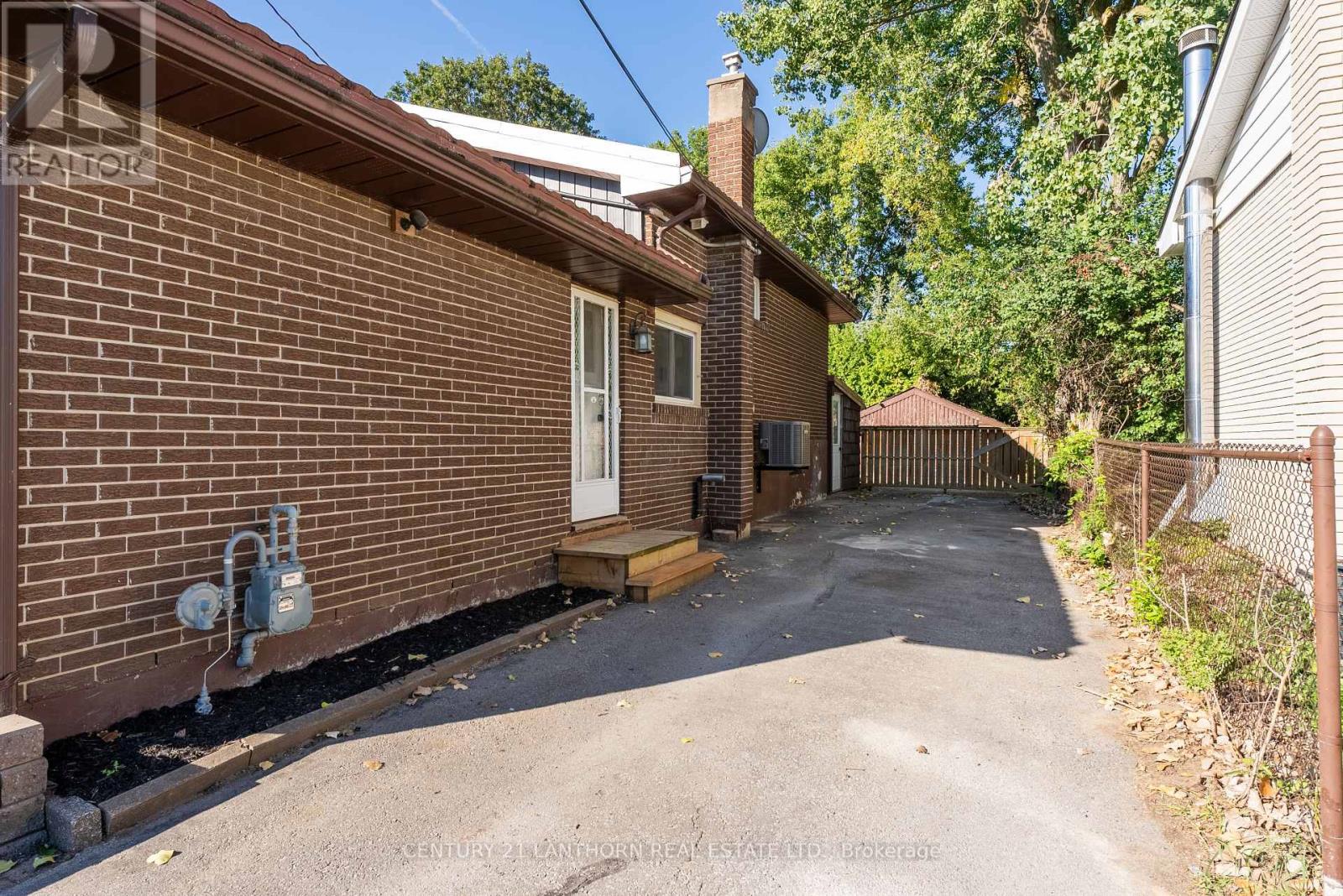 94 Rollins Drive, Belleville, Ontario  K8N 4J5 - Photo 33 - X12379192