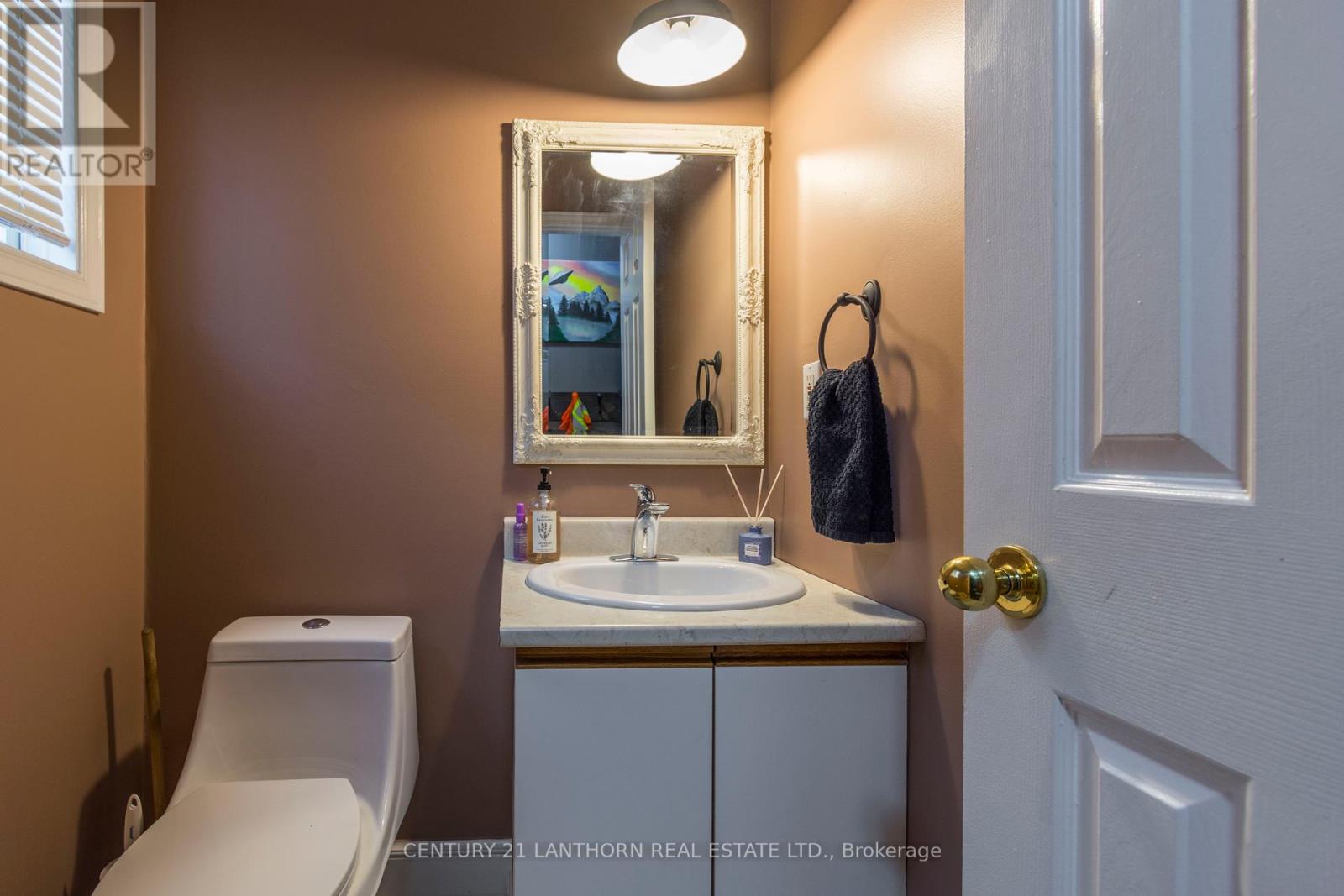 19 Bogart Crescent, Belleville, Ontario  K8P 5E9 - Photo 13 - X12379740