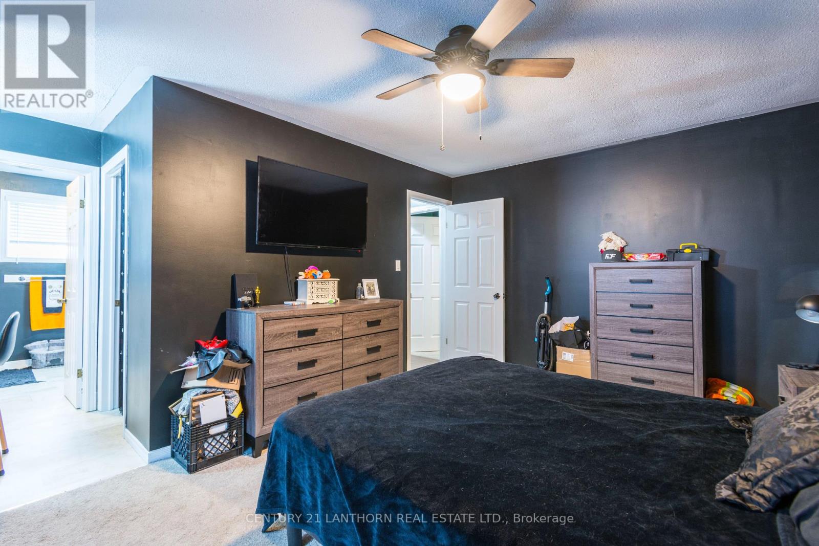 19 Bogart Crescent, Belleville, Ontario  K8P 5E9 - Photo 15 - X12379740