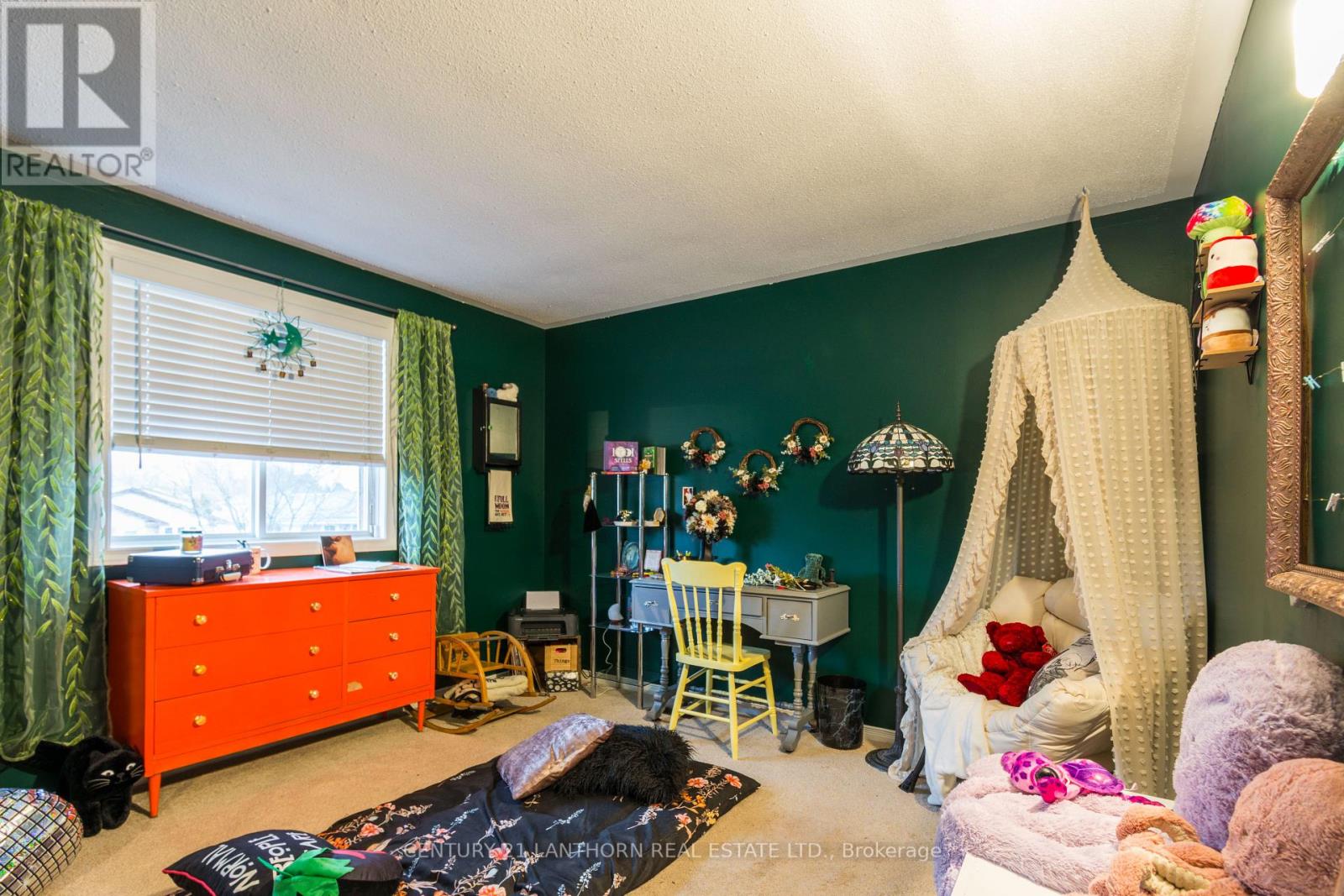 19 Bogart Crescent, Belleville, Ontario  K8P 5E9 - Photo 17 - X12379740