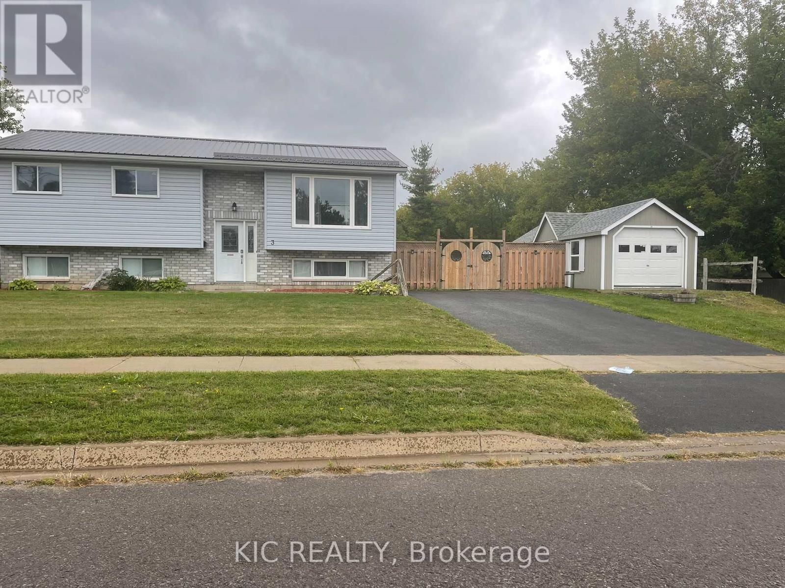 3 Creekside Drive, Stirling-Rawdon, Ontario  K0K 3E0 - Photo 21 - X12379788