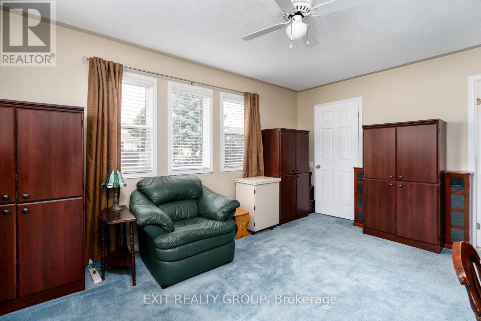 5 Empire Boulevard, Prince Edward County, Ontario  K0K 3L0 - Photo 14 - X12380143