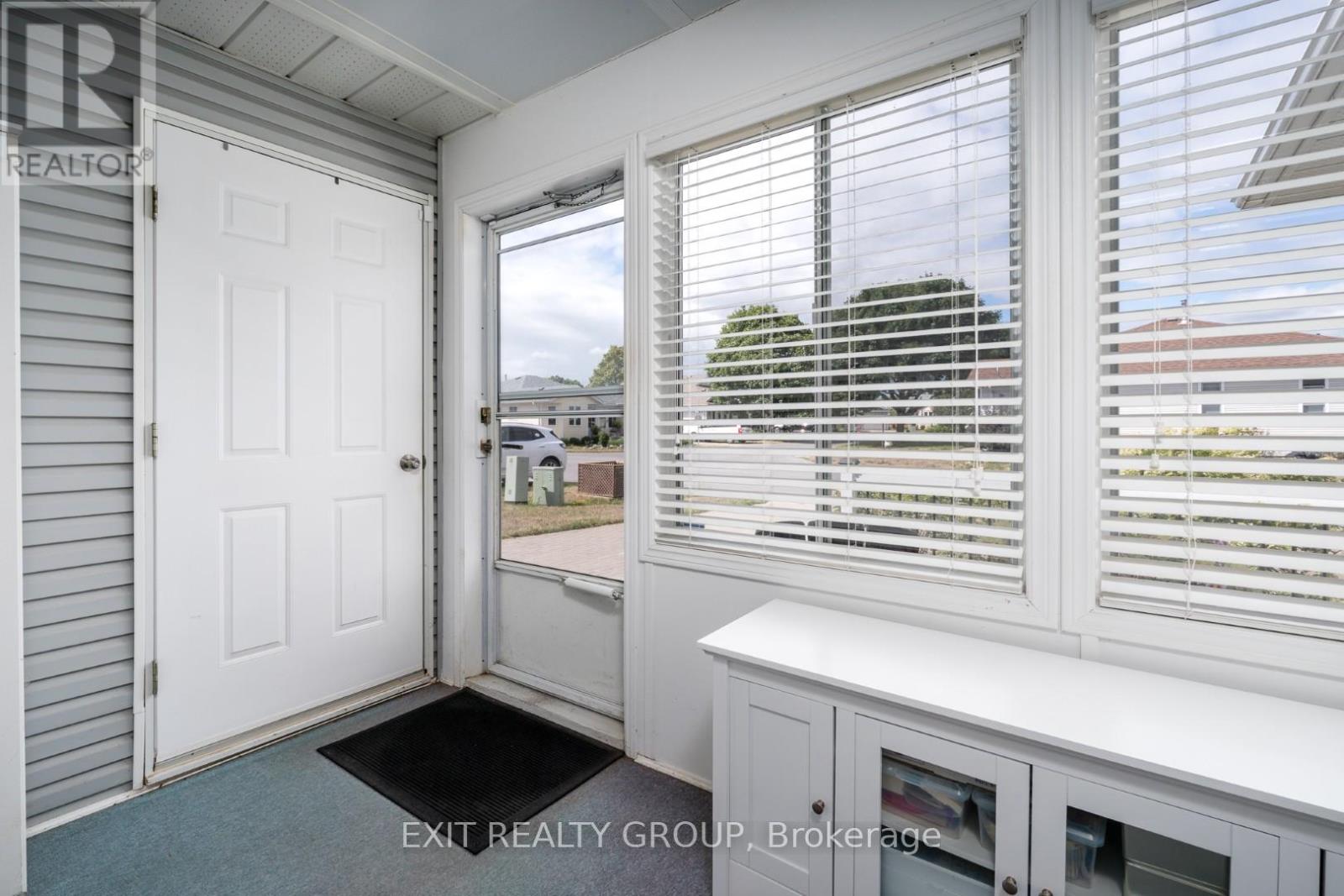 5 Empire Boulevard, Prince Edward County, Ontario  K0K 3L0 - Photo 7 - X12380143