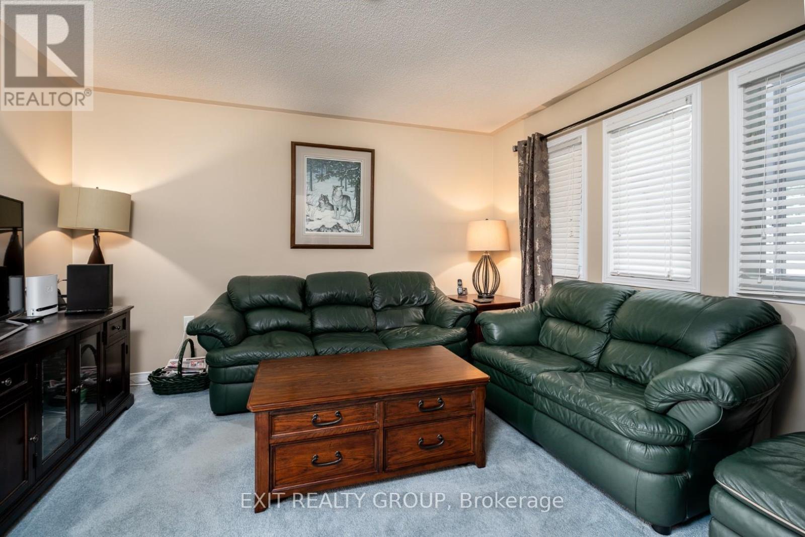5 Empire Boulevard, Prince Edward County, Ontario  K0K 3L0 - Photo 9 - X12380143