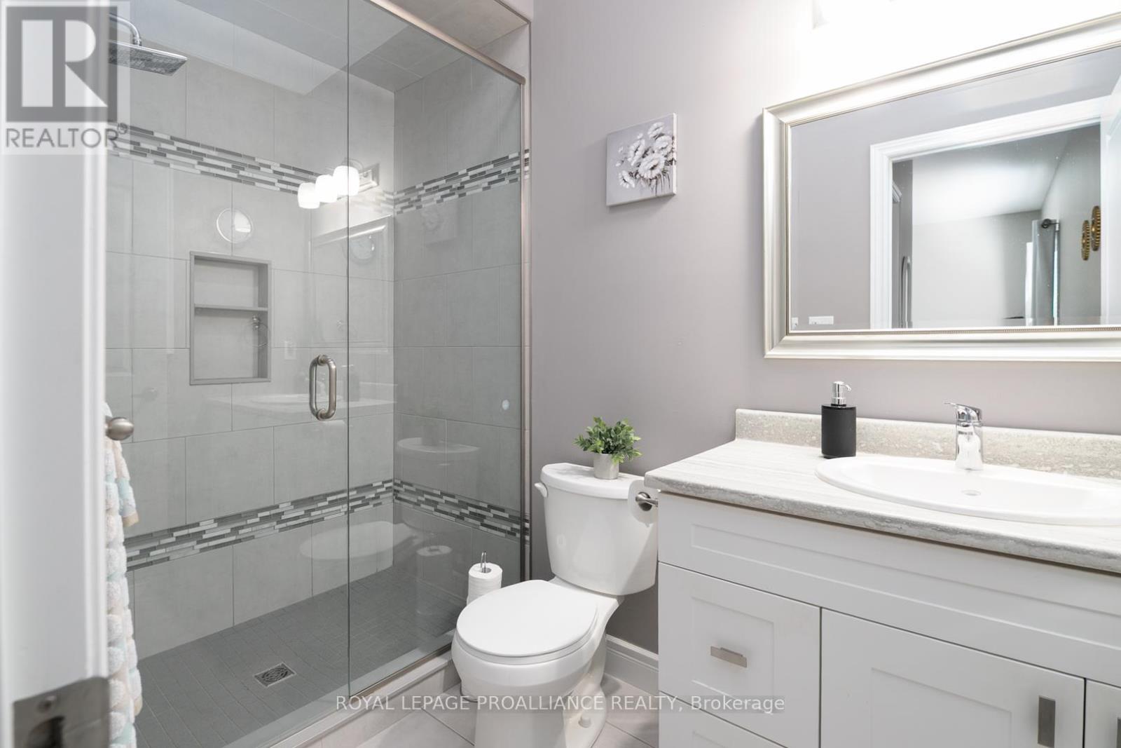 81 Sienna Avenue, Belleville, Ontario  K8P 0E9 - Photo 16 - X12381042