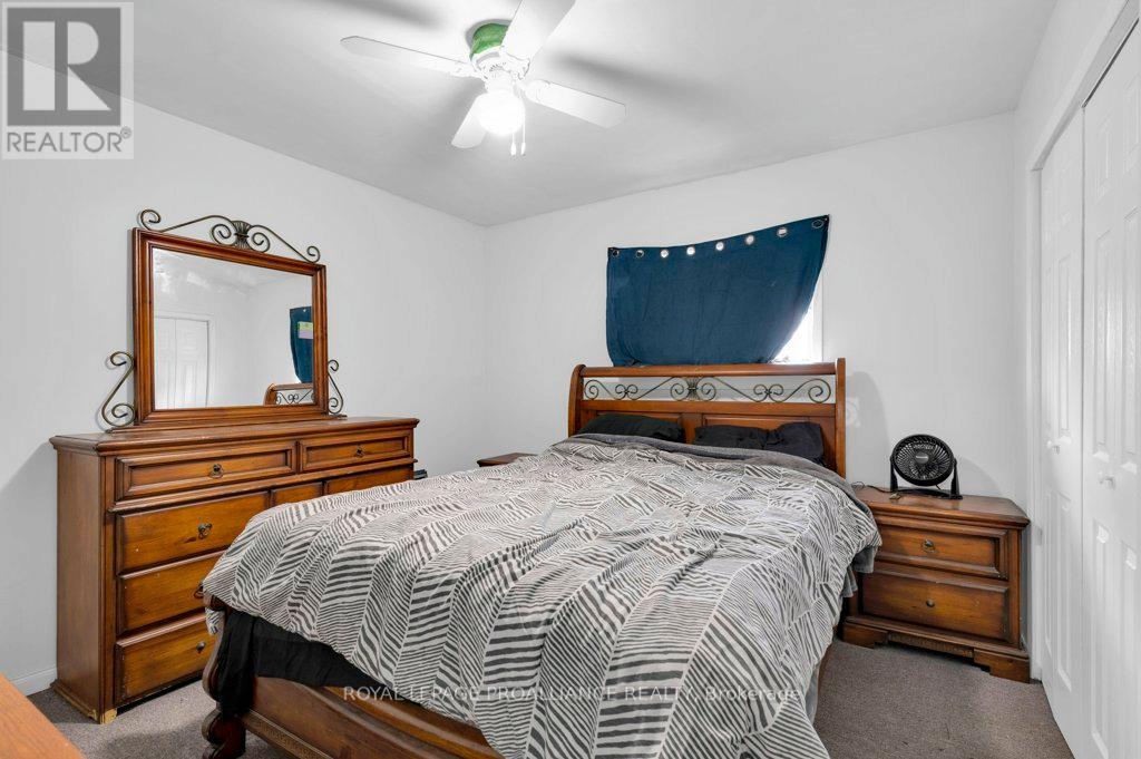 27 Thurlow Queen Street, Belleville, Ontario  K0K 2V0 - Photo 14 - X12381710