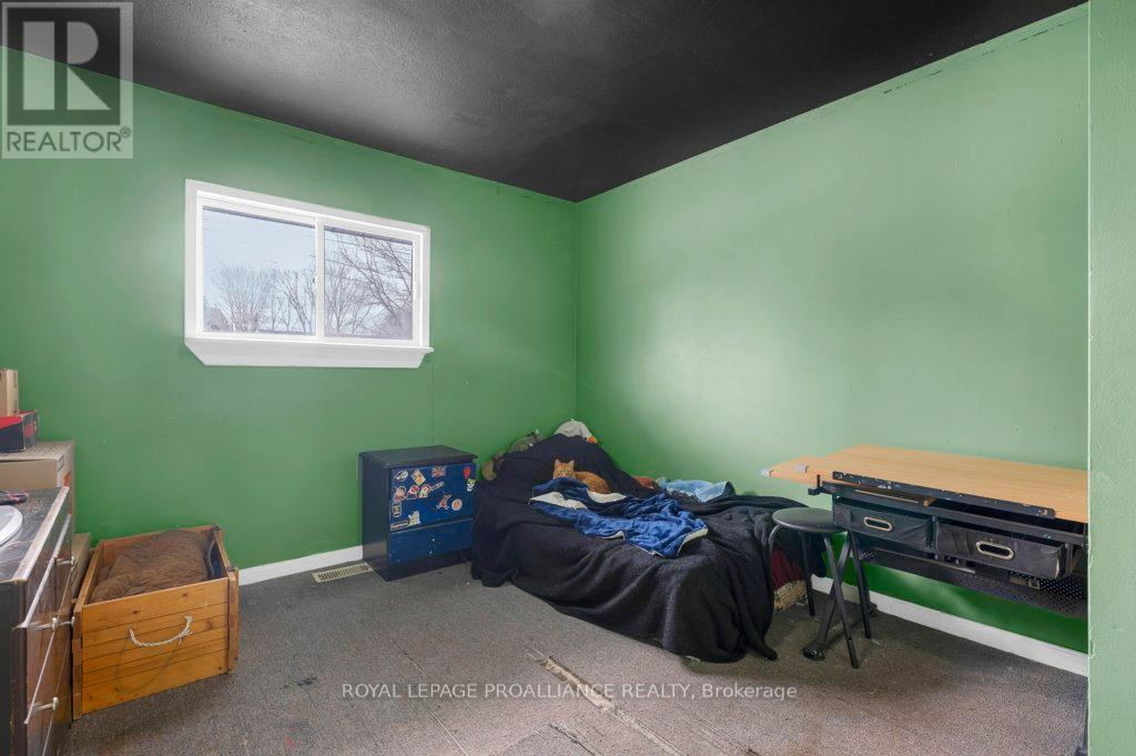 27 Thurlow Queen Street, Belleville, Ontario  K0K 2V0 - Photo 17 - X12381710