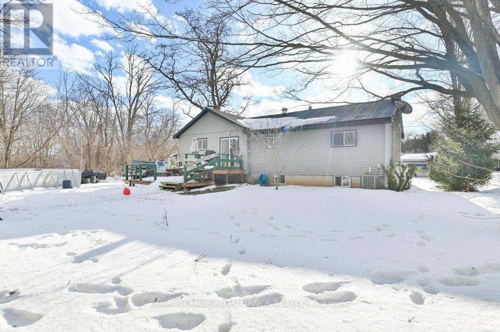 27 Thurlow Queen Street, Belleville, Ontario  K0K 2V0 - Photo 24 - X12381710