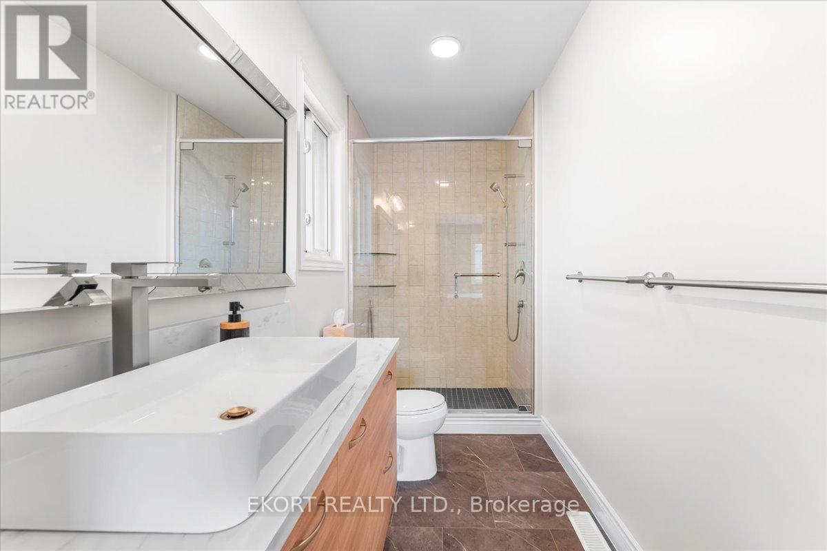 64 Farmington Crescent, Belleville, Ontario  K8N 0J8 - Photo 13 - X12382495