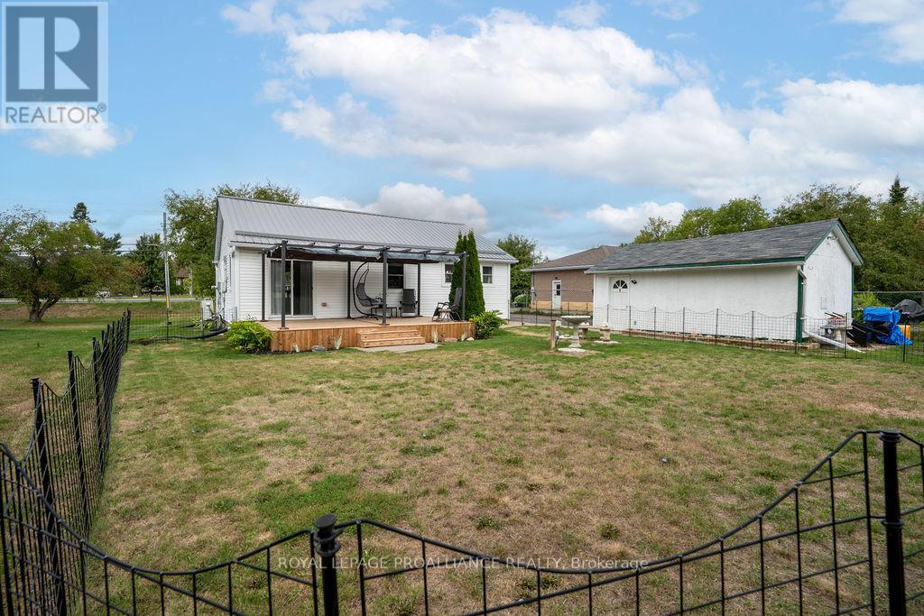 4324 Old 2 Highway, Belleville, Ontario  K8N 4Z4 - Photo 34 - X12382682