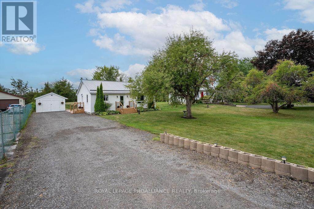 4324 Old 2 Highway, Belleville, Ontario  K8N 4Z4 - Photo 38 - X12382682