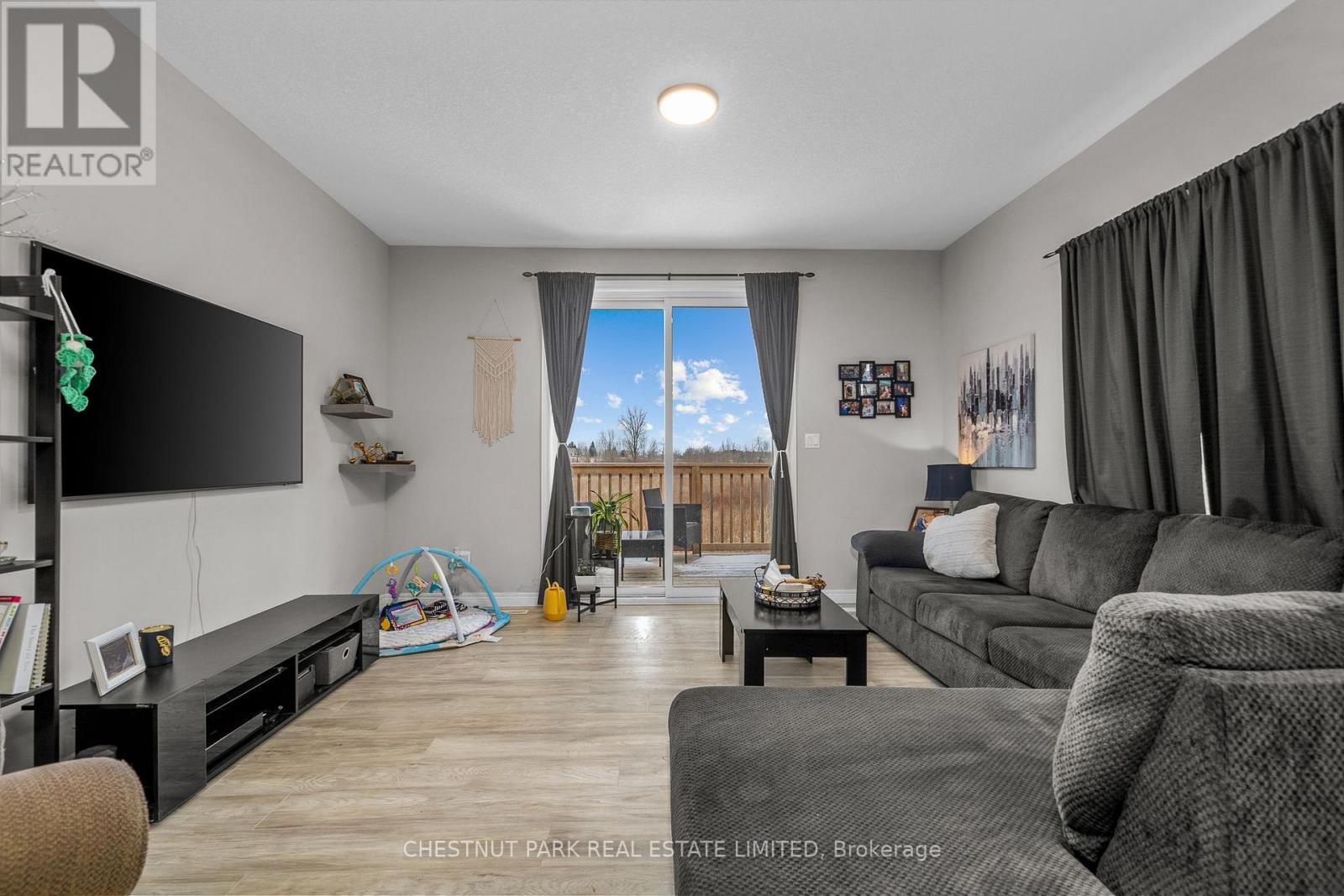27 Dayton Court, Prince Edward County, Ontario  K0K 2T0 - Photo 14 - X12383413