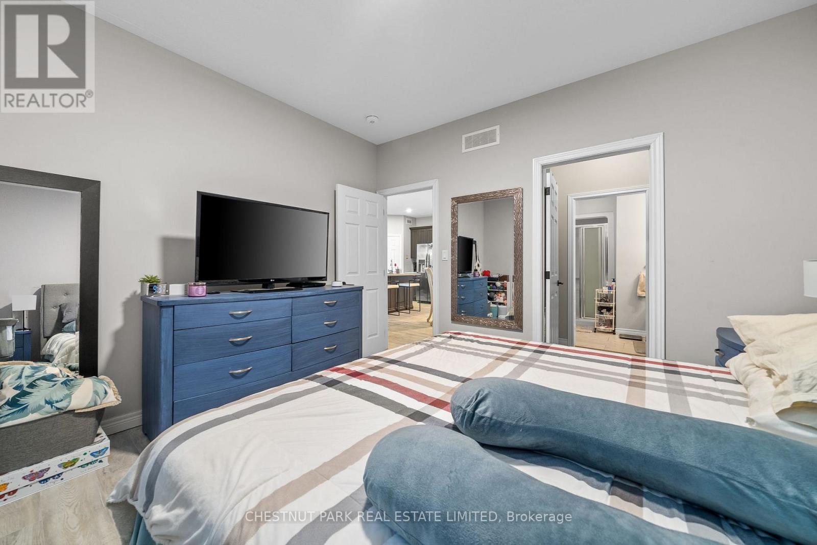 27 Dayton Court, Prince Edward County, Ontario  K0K 2T0 - Photo 18 - X12383413