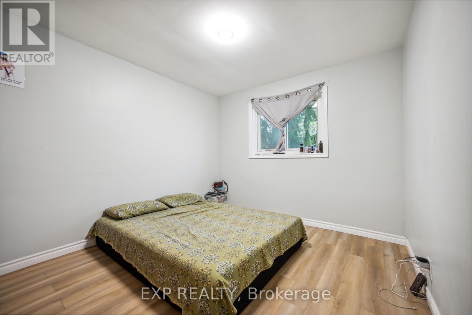 97 Gilbert Street, Belleville, Ontario  K8P 3H1 - Photo 9 - X12383810