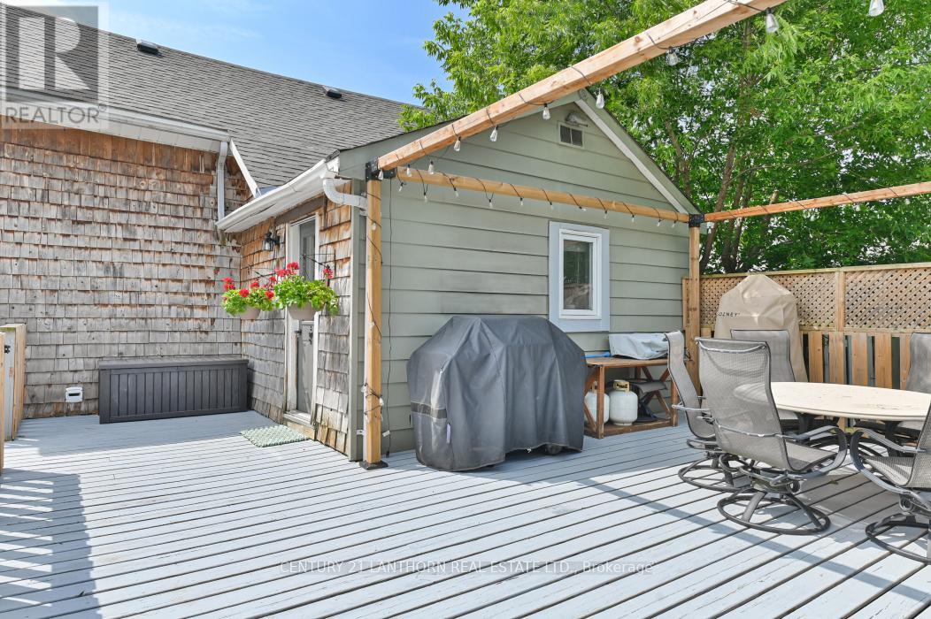 24 Parker Street, Belleville, Ontario  K8P 1C8 - Photo 24 - X12383956