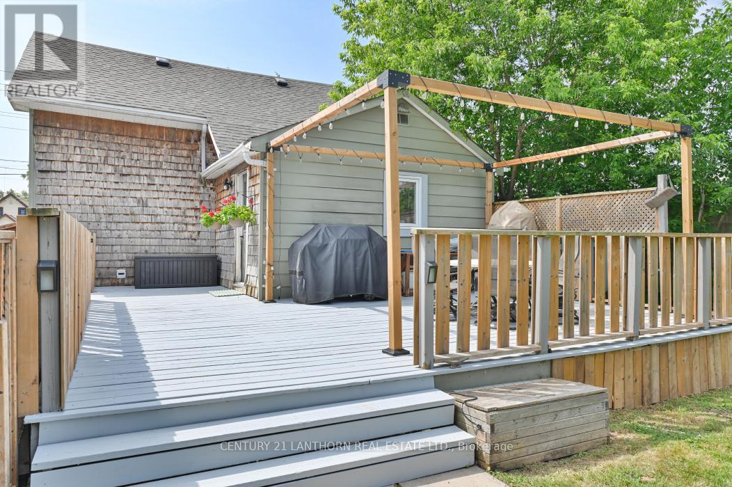 24 Parker Street, Belleville, Ontario  K8P 1C8 - Photo 27 - X12383956