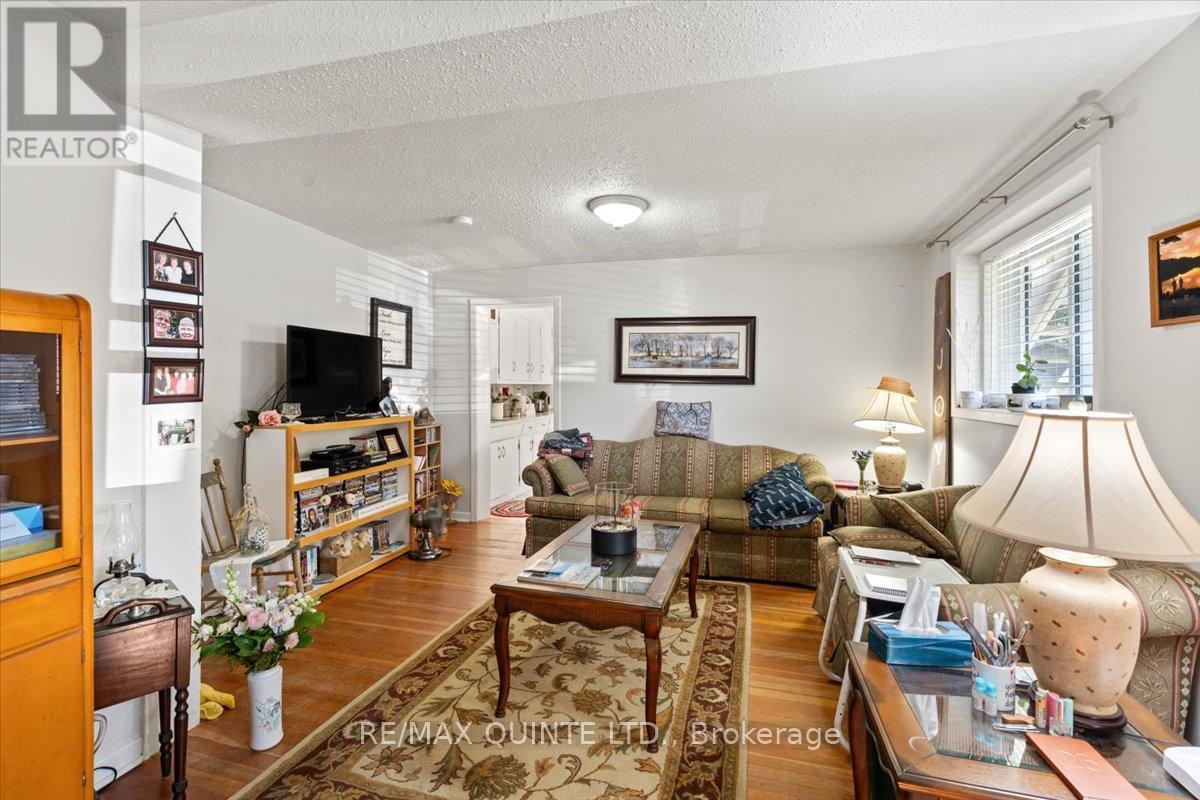 5-7 Chapel Street, Prince Edward County, Ontario  K0K 2T0 - Photo 24 - X12384783