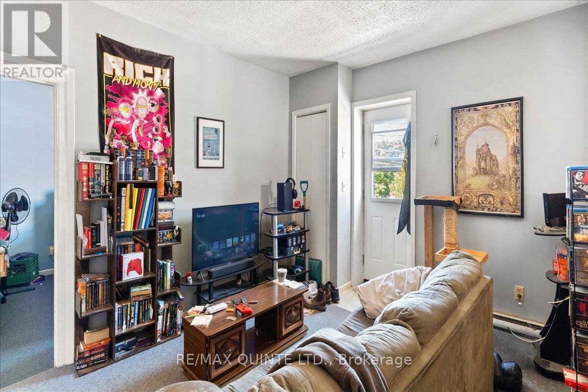 5-7 Chapel Street, Prince Edward County, Ontario  K0K 2T0 - Photo 8 - X12384783