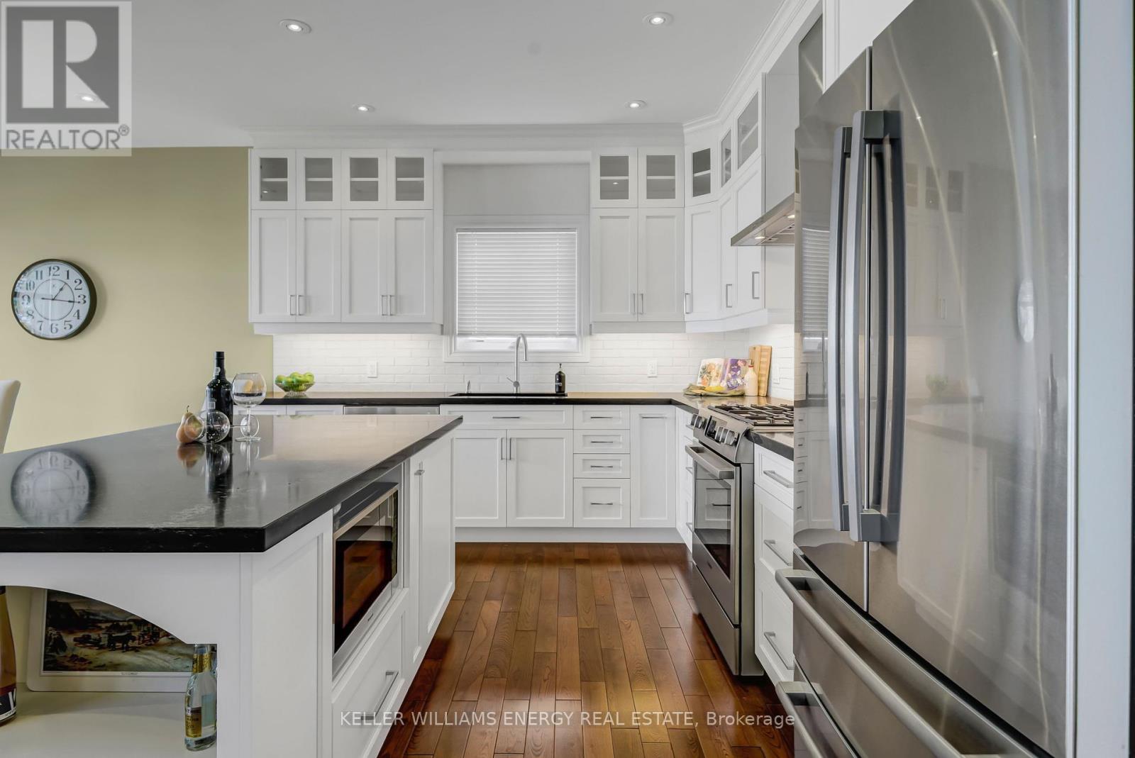 4 Prinyers Drive, Prince Edward County, Ontario  K0K 2T0 - Photo 13 - X12384828