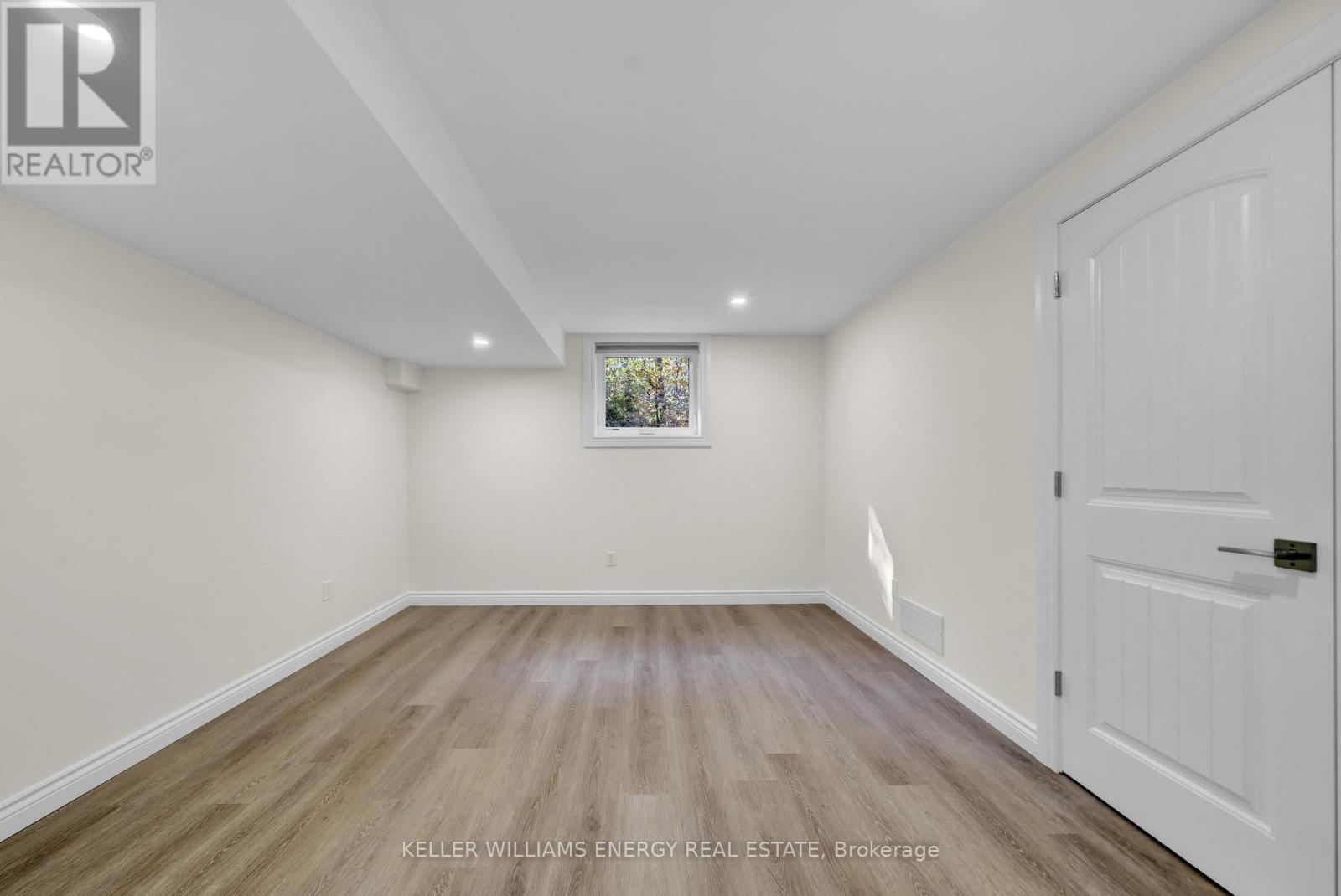 4 Prinyers Drive, Prince Edward County, Ontario  K0K 2T0 - Photo 32 - X12384828