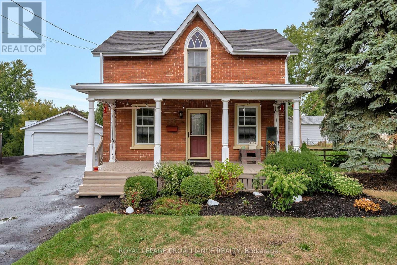 16 BENJAMIN STREET, Belleville, Ontario
