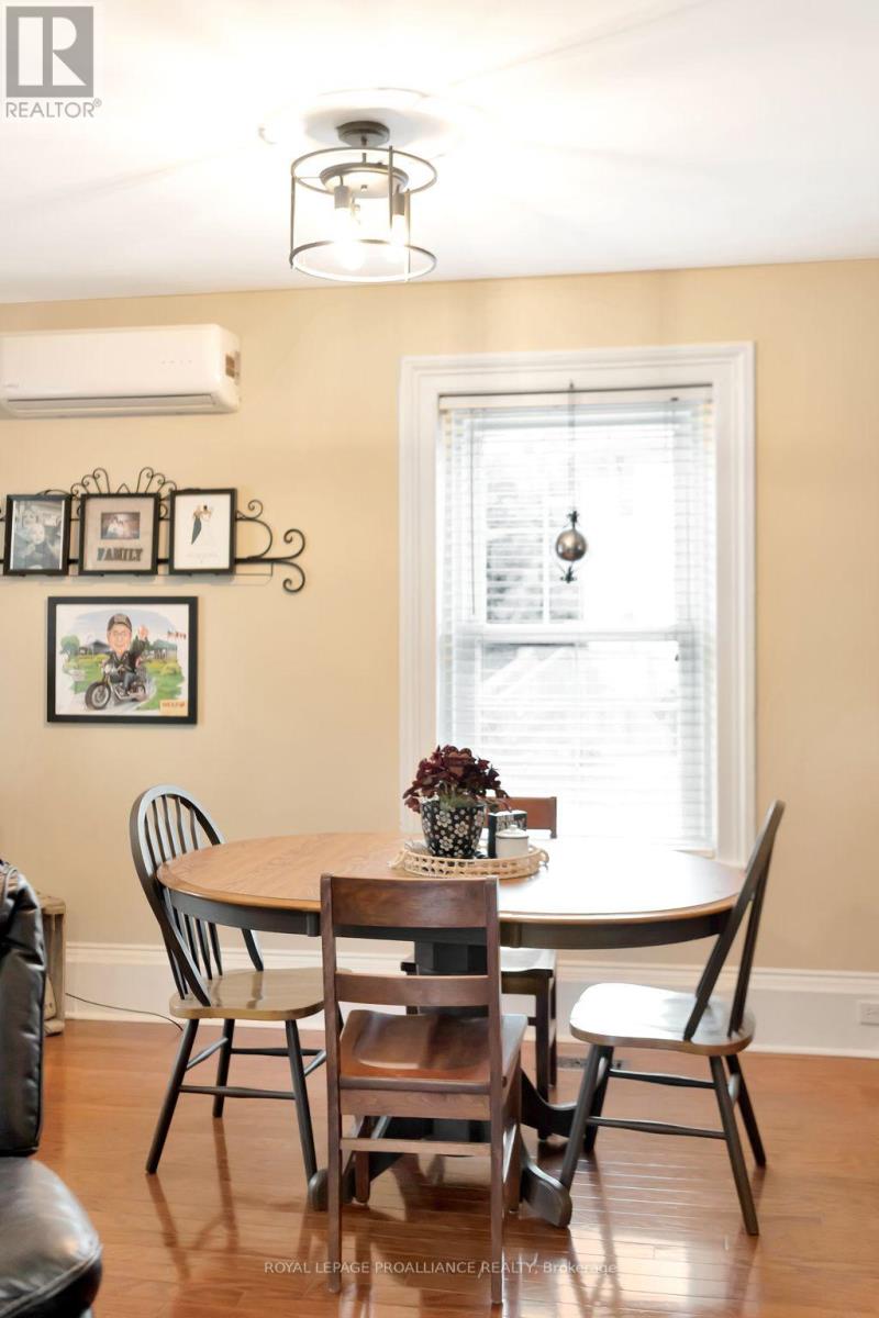 16 Benjamin Street, Belleville, Ontario  K8P 1P7 - Photo 17 - X12384919