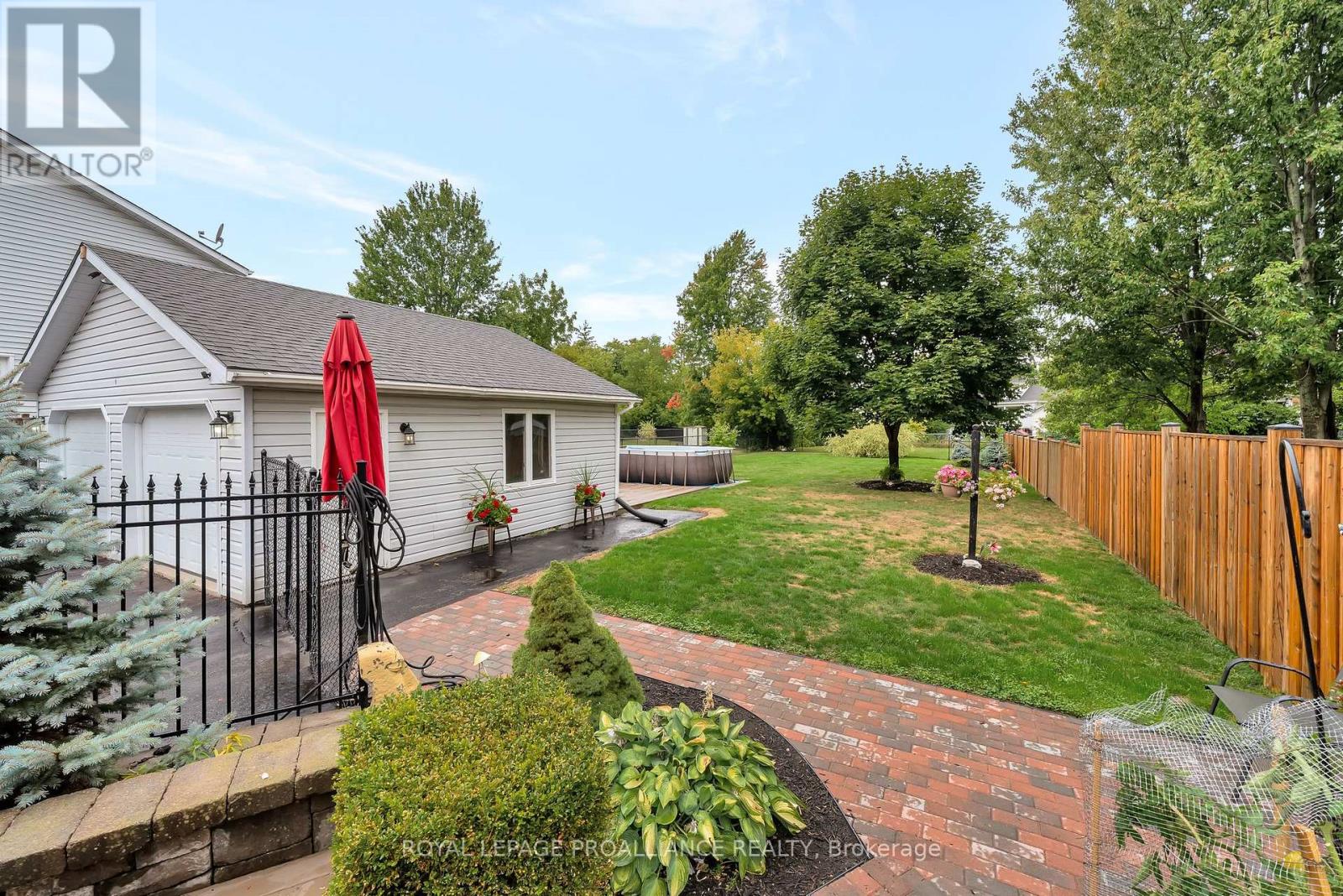 16 Benjamin Street, Belleville, Ontario  K8P 1P7 - Photo 36 - X12384919