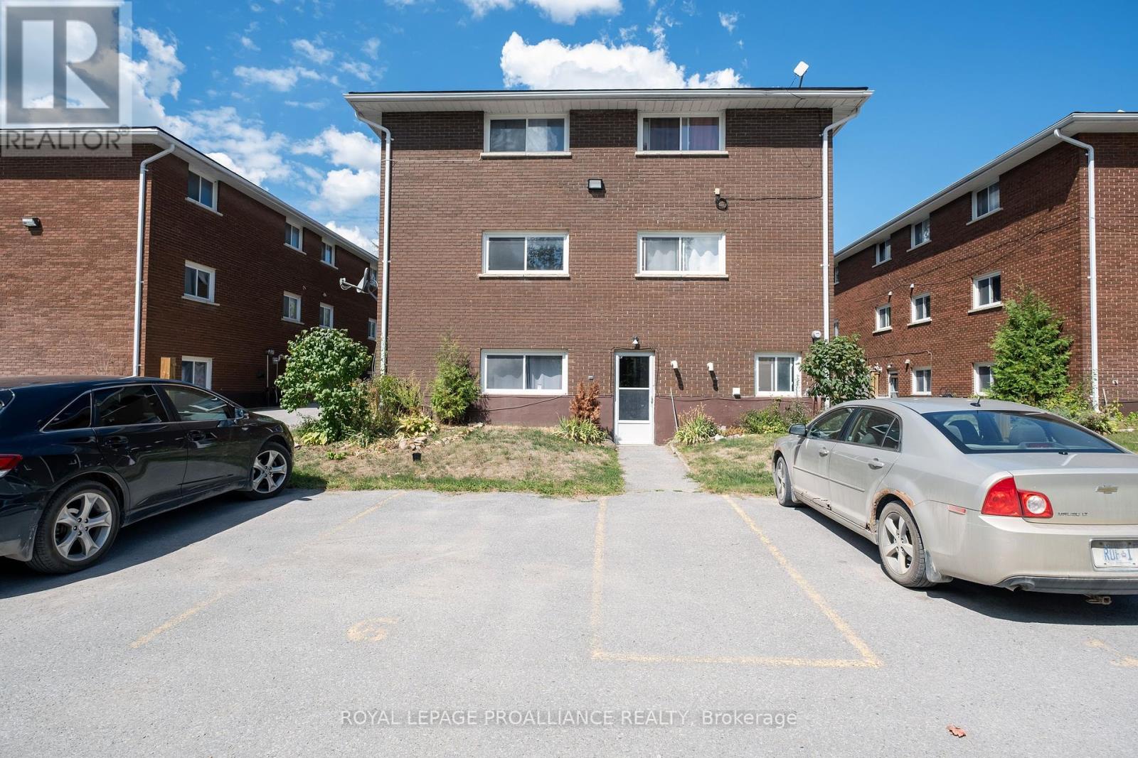 297-301 St. Lawrence Street E, Madoc, Ontario  K0K 2K0 - Photo 11 - X12384936
