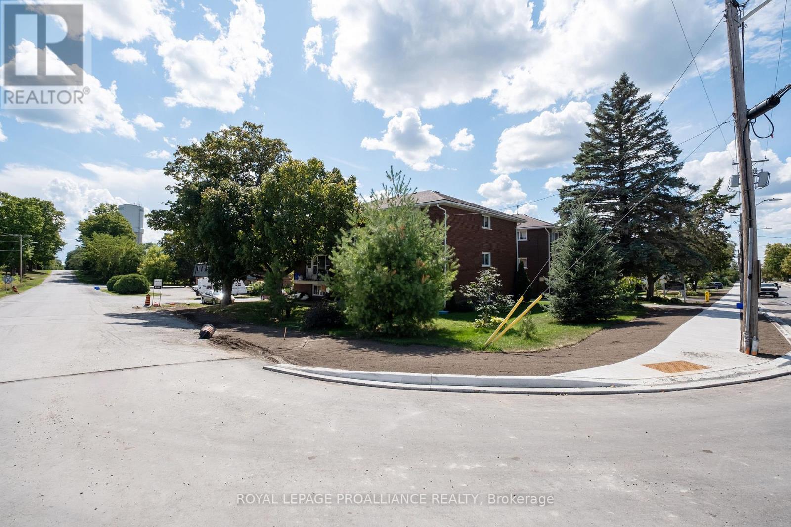 297-301 St. Lawrence Street E, Madoc, Ontario  K0K 2K0 - Photo 27 - X12384936