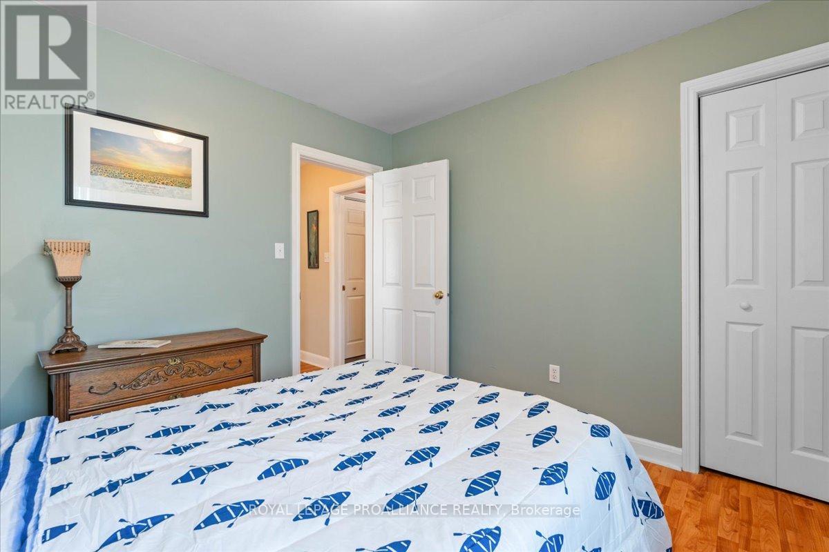 356 Dufferin Avenue, Belleville, Ontario  K8N 3X8 - Photo 15 - X12384982