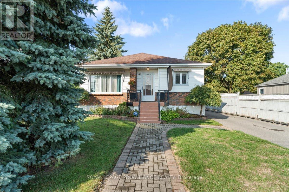 356 Dufferin Avenue, Belleville, Ontario  K8N 3X8 - Photo 2 - X12384982