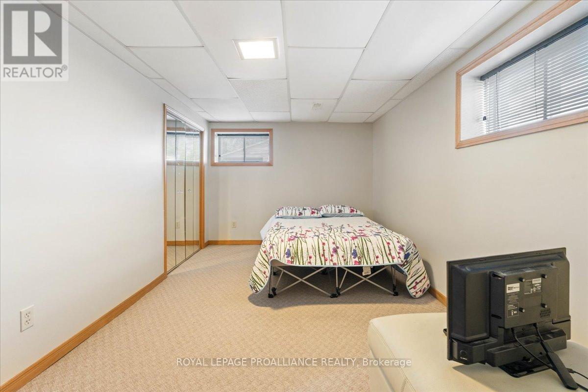 356 Dufferin Avenue, Belleville, Ontario  K8N 3X8 - Photo 27 - X12384982