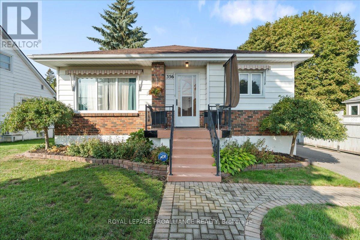 356 Dufferin Avenue, Belleville, Ontario  K8N 3X8 - Photo 3 - X12384982
