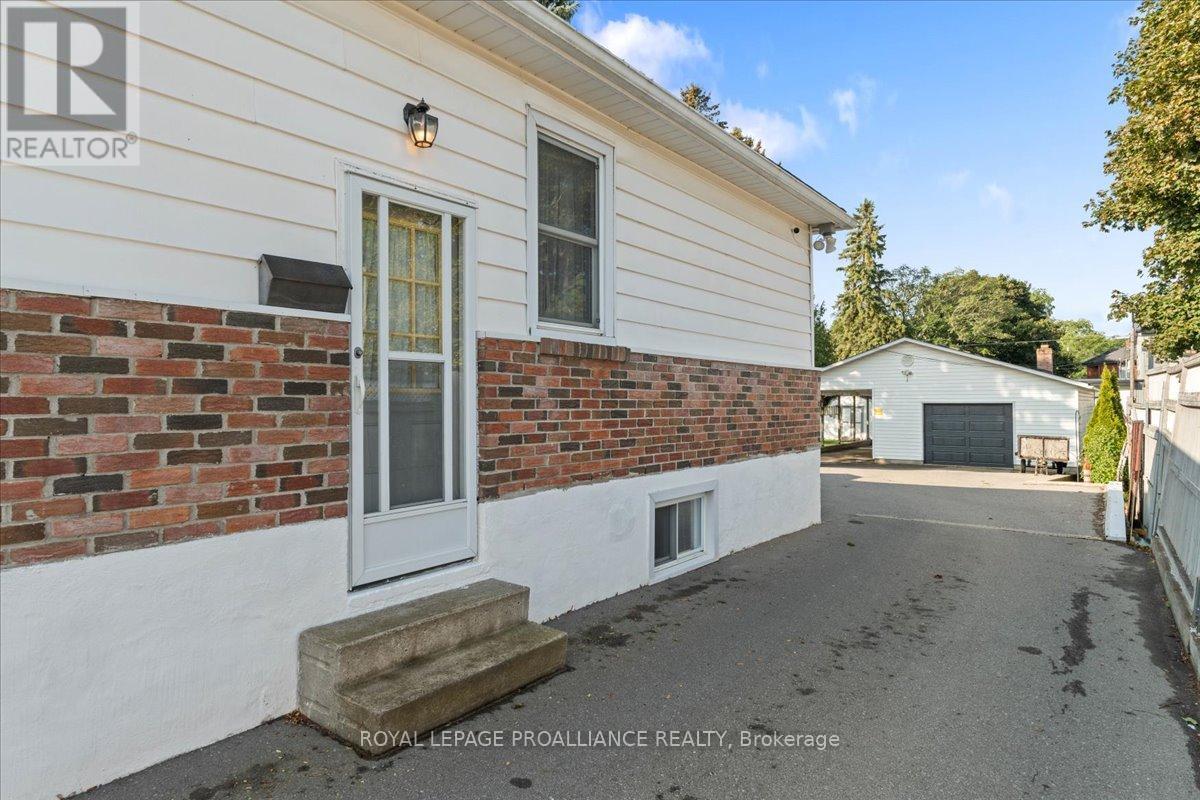 356 Dufferin Avenue, Belleville, Ontario  K8N 3X8 - Photo 33 - X12384982
